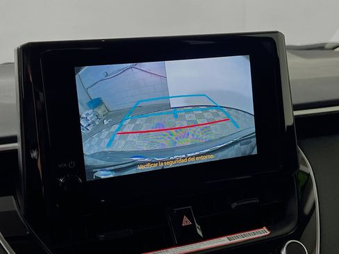 Used 2025 Toyota Corolla LE FWD image 28