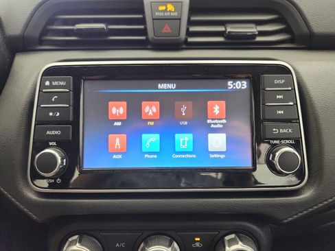 Used 2023 Nissan Versa S w/ Trunk Package image 15