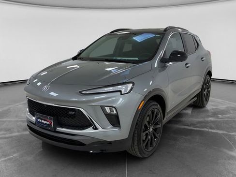 Used 2025 Buick Encore GX Sport Touring w/ Experience Buick Package image 7