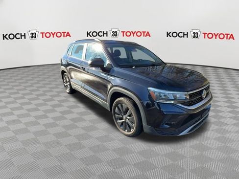 Used 2022 Volkswagen Taos S image 4