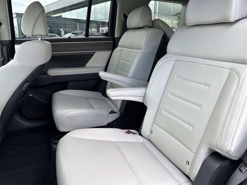 Used 2024 Hyundai Santa Fe Calligraphy image 30