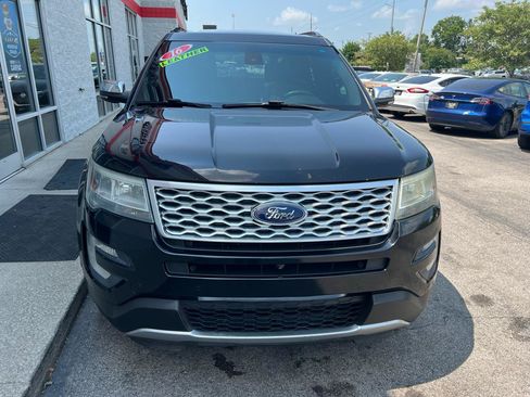 Used 2016 Ford Explorer Platinum AWD/4WD image 11