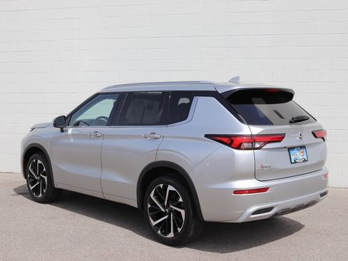 Used 2024 Mitsubishi Outlander SEL image 35