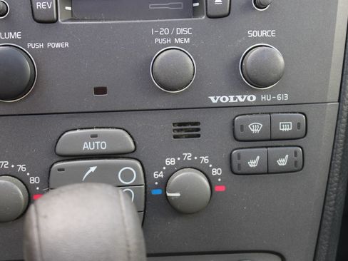 Used 2003 Volvo S60 2.4 FWD image 14