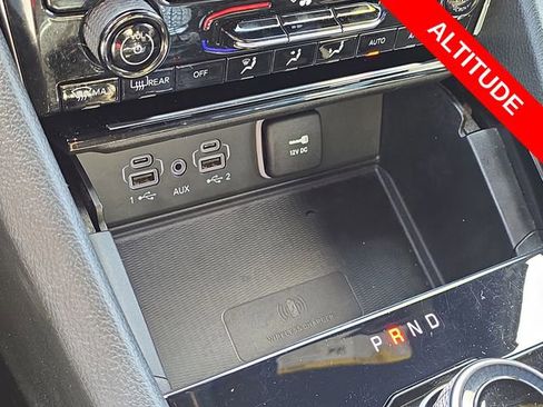 Certified 2023 Jeep Grand Cherokee Altitude image 22