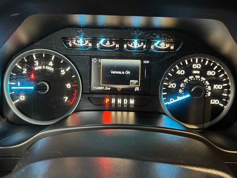 Used 2017 Ford F150 XLT w/ Equipment Group 302A Luxury AWD/4WD image 33