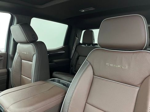New 2025 GMC Sierra 1500 Denali w/ Denali Reserve Package image 22