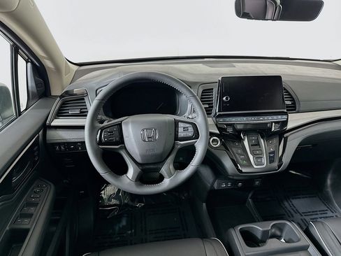 New 2026 Honda Odyssey Touring image 23