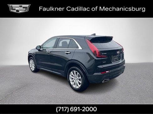 Certified 2023 Cadillac XT4 Luxury w/ Cold Weather Package AWD/4WD image 8