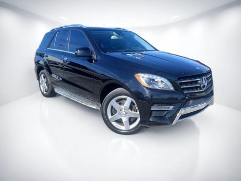 Used 2015 Mercedes-Benz ML 400 4MATIC image 1