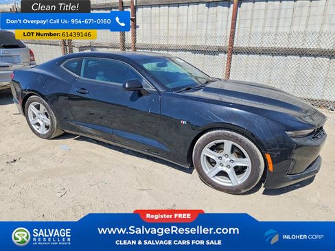 Used 2019 Chevrolet Camaro LT RWD image 5