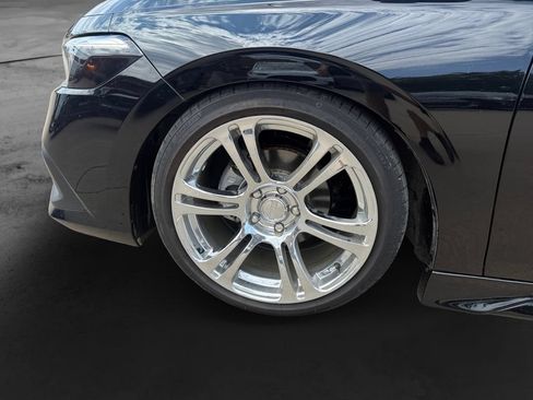 Used 2024 Honda Civic EX image 9
