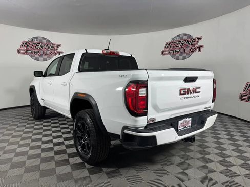 Used 2025 GMC Canyon Elevation AWD/4WD image 5