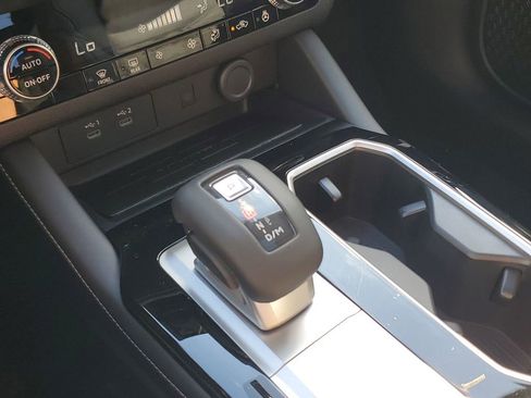 New 2026 Mitsubishi Outlander SE FWD image 31