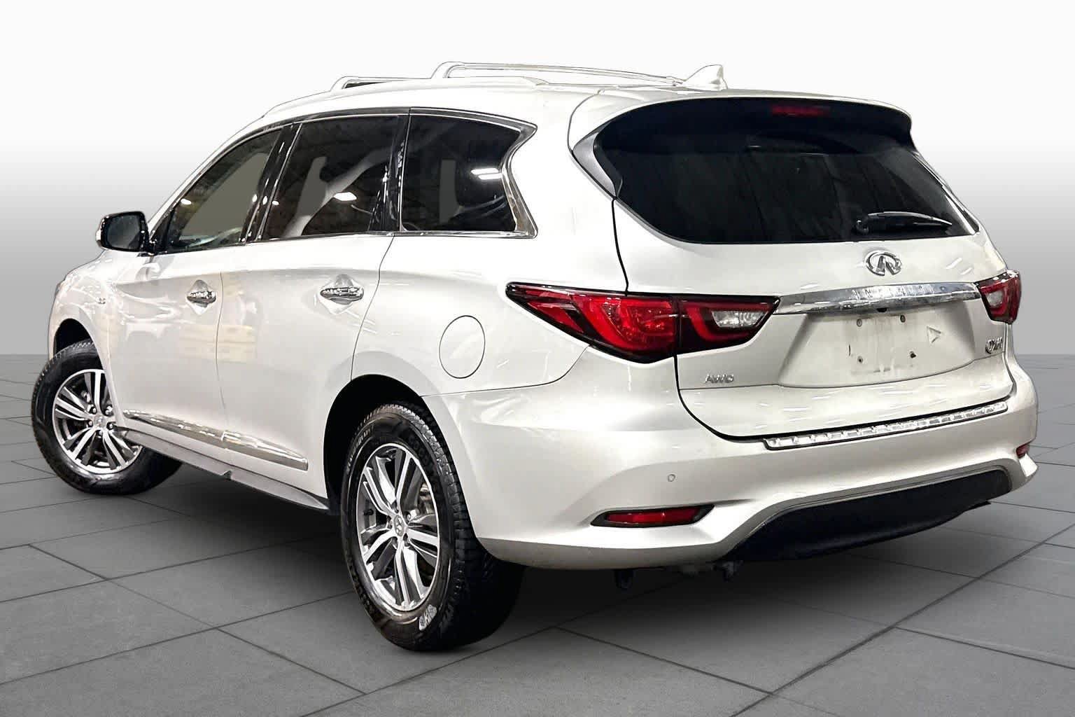 Used 2020 INFINITI QX60 Luxe w/ Essential Package AWD/4WD image 12