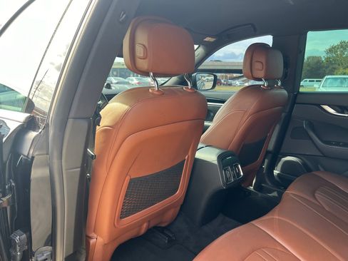 Used 2018 Maserati Levante image 81
