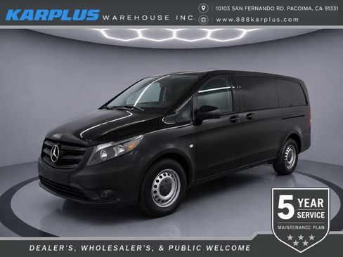 Used 2023 Mercedes-Benz Metris Passenger image 1