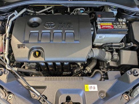 Used 2021 Toyota C-HR XLE FWD image 21