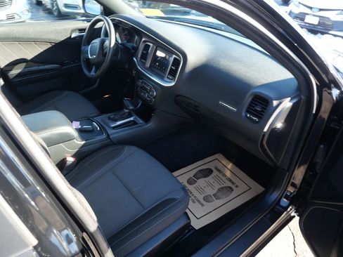 Used 2022 Dodge Charger SXT w/ Blacktop Package image 26