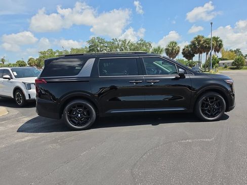 New 2027 Kia Carnival SX Prestige FWD image 9