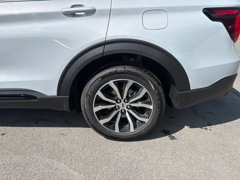 New 2026 Ford Explorer ST-Line AWD/4WD image 14