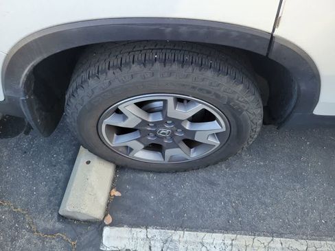 Used 2023 Honda Passport TrailSport image 9