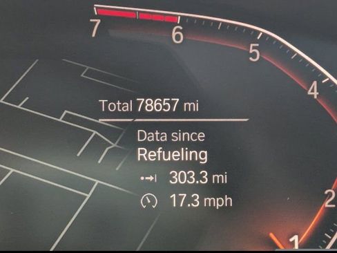 Used 2021 BMW 530i w/ Premium Package image 23