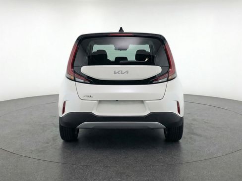 Used 2025 Kia Soul LX w/ LX Technology Package image 7