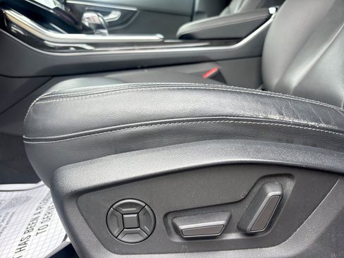 Used 2019 Audi Q8 Premium Plus AWD/4WD image 14