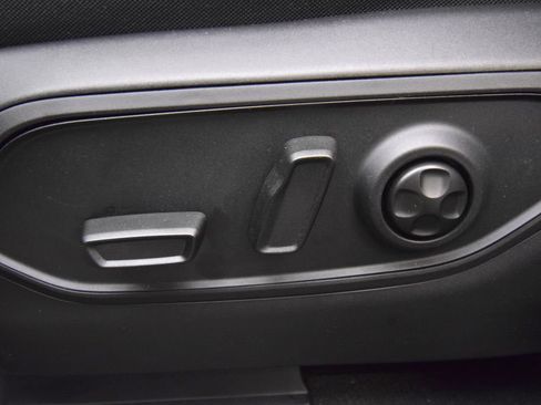 New 2026 Jeep Grand Cherokee L Laredo AWD/4WD image 33