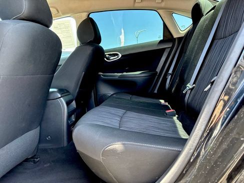 Used 2019 Nissan Sentra SV FWD image 13