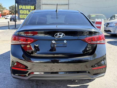Used 2019 Hyundai Accent SE FWD image 6