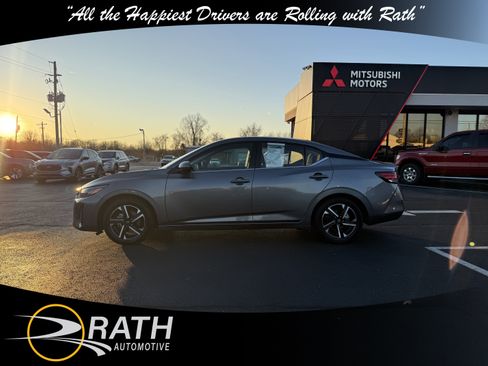 Used 2024 Nissan Sentra SV image 6