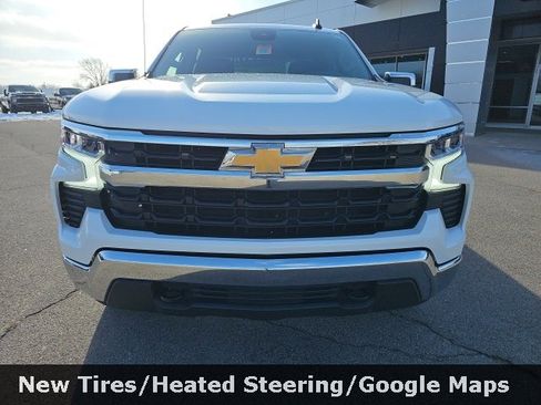 Used 2022 Chevrolet Silverado 1500 LT image 2