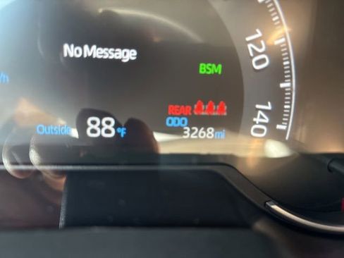 Used 2025 Toyota RAV4 XLE w/ Convenience Package FWD image 16