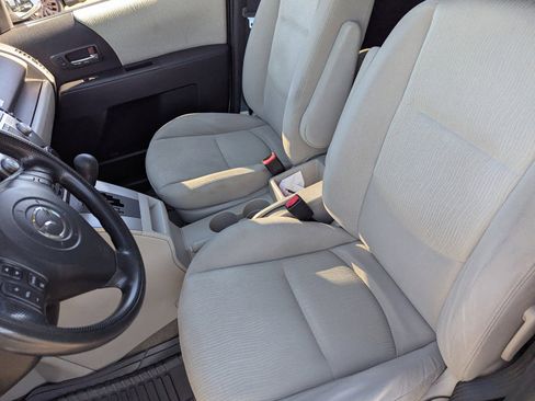Used 2008 MAZDA MAZDA5 Sport image 30