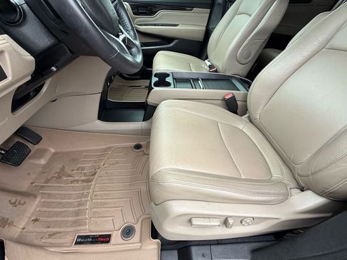 Used 2022 Honda Odyssey Touring image 12