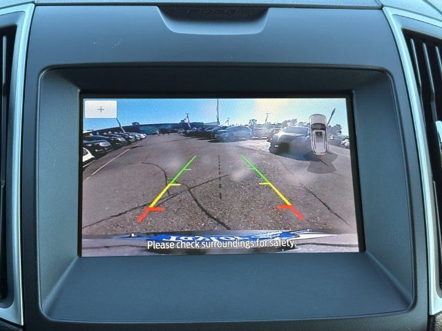 Certified 2020 Ford Edge SEL w/ Cold Weather Package AWD/4WD image 12