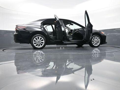 Certified 2023 Toyota Camry LE image 47