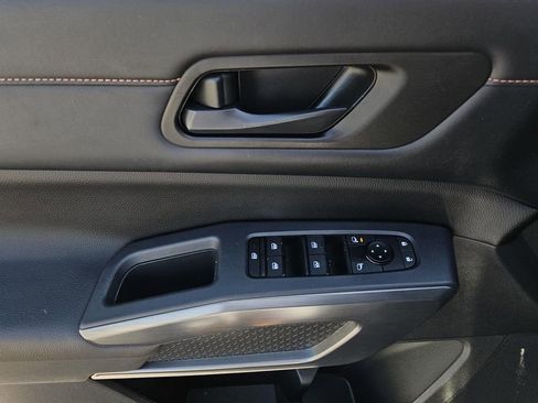 Certified 2024 Nissan Pathfinder Rock Creek image 18