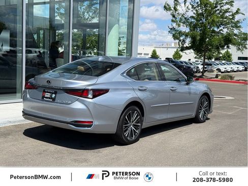 Used 2023 Lexus ES 250 w/ Premium Package AWD/4WD image 5