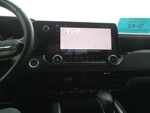 Used 2023 Chevrolet Colorado Z71 w/ Z71 Convenience Package 2 image 20