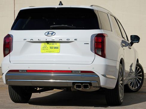 Used 2025 Hyundai Palisade Calligraphy AWD/4WD image 5