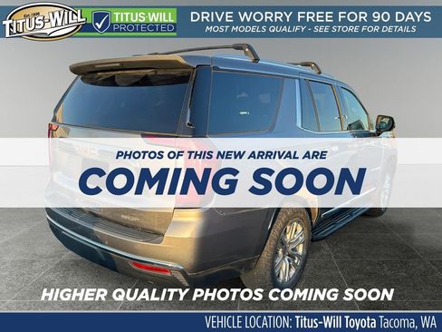 Used 2021 GMC Yukon SLT w/ SLT Luxury Plus Package image 4