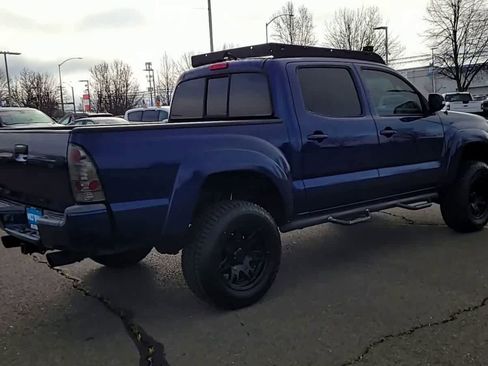 Used 2014 Toyota Tacoma 4x4 Double Cab w/ TRD Sport Package image 8