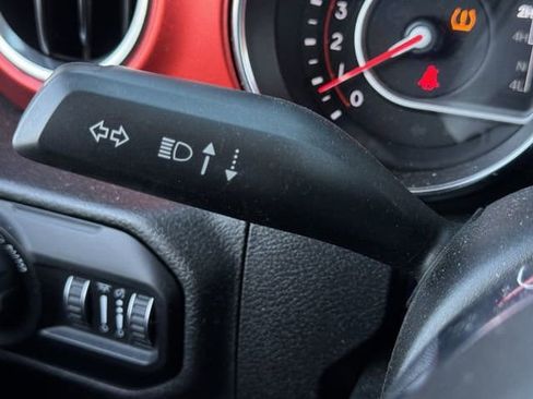 Used 2020 Jeep Wrangler Unlimited Rubicon image 25