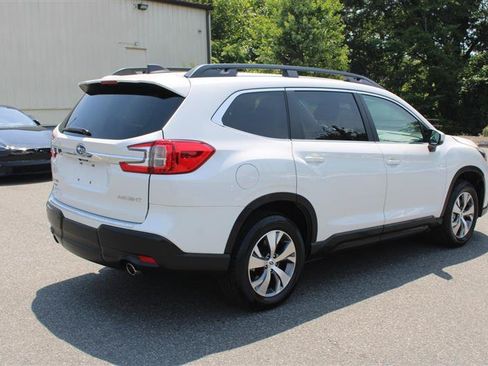 Used 2025 Subaru Ascent Premium AWD/4WD image 8