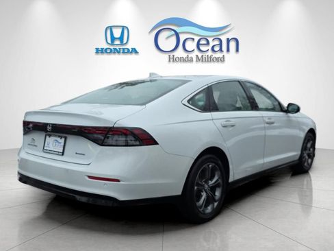 Used 2023 Honda Accord EX-L image 2