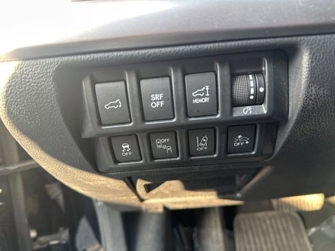 Used 2016 Subaru Outback 2.5i Limited image 14