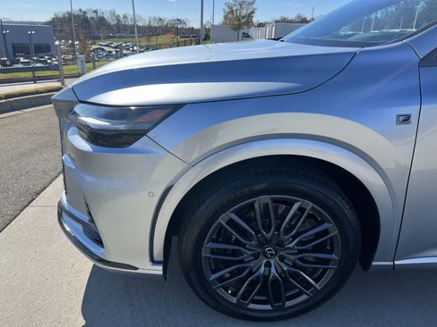 Used 2024 Lexus RX 500h F Sport image 33